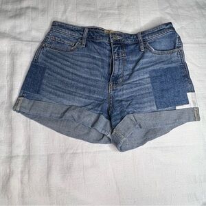Hollister Boyfriend Short Highrise  9 W29 Patchwork Detail